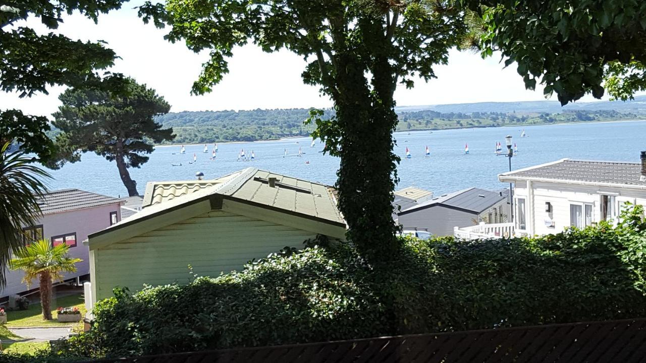 Pine Ridge 59 Rockley Park Poole With Sea View Sleeps Six Hotel Екстериор снимка